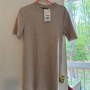 Zara Gray/Beige Short Sleeve Dress
